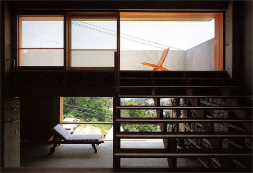 BARN-5  2001N Ɍ{s pZ